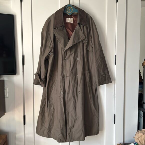 Vintage Harbor Light Mens Trench Coat with Wool Liner and Suede Collar - 52L - Picture 1 of 6